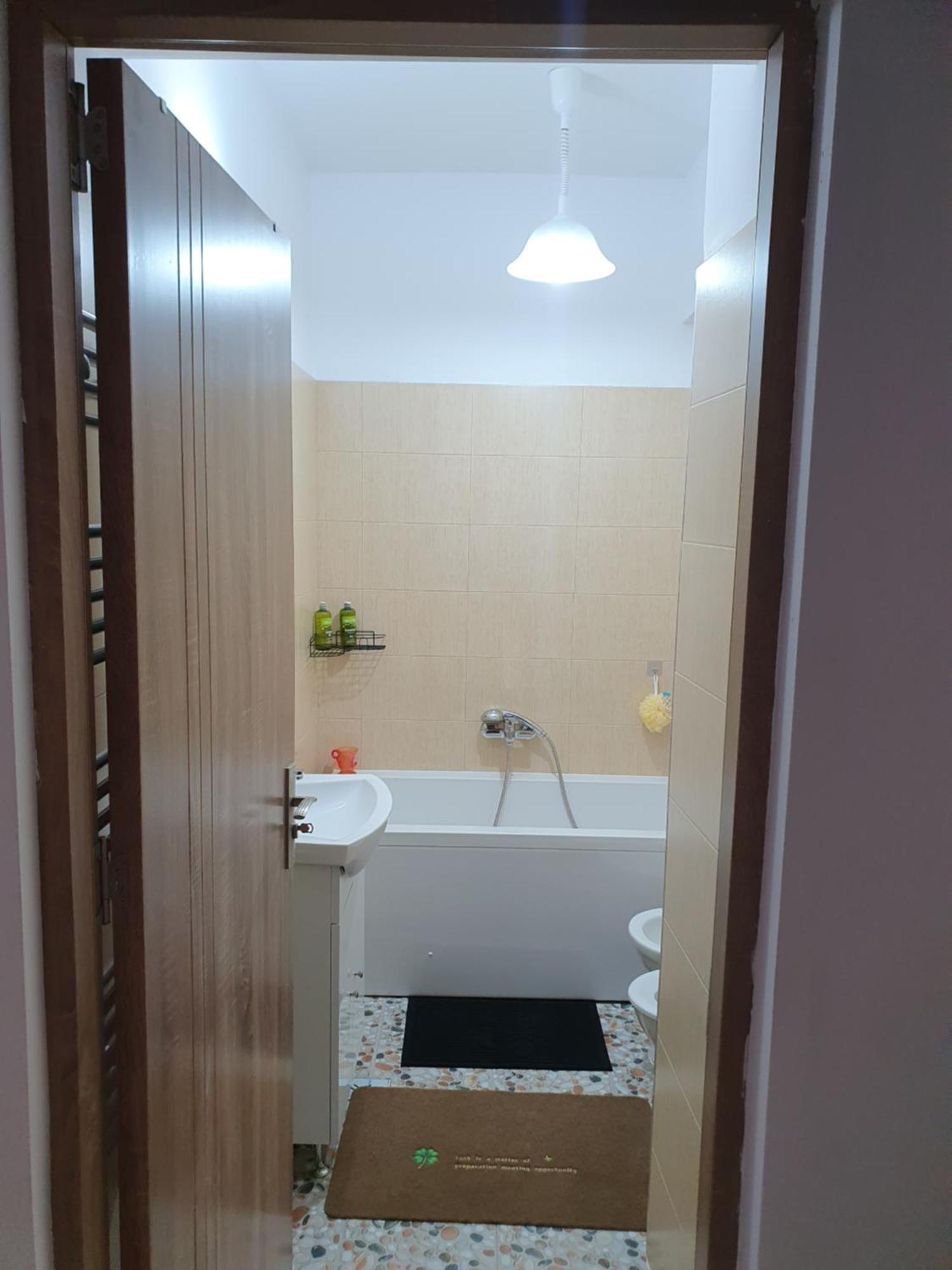 Apartament Castelul Bran Râmnicu Vâlcea Exteriér fotografie
