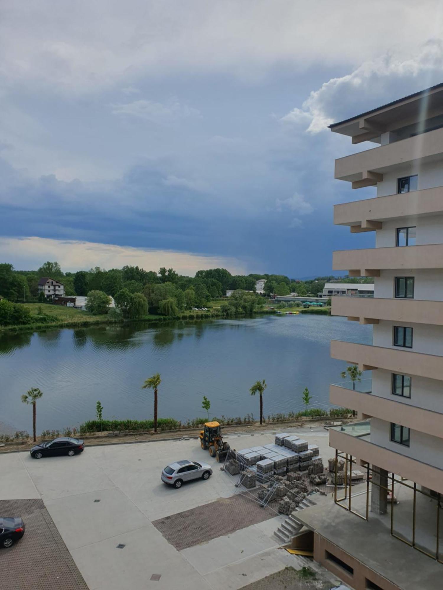 Apartament Castelul Bran Râmnicu Vâlcea Exteriér fotografie